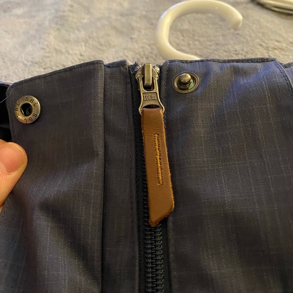 Womens Spring Columbia Jacket - Picture 4 of 8